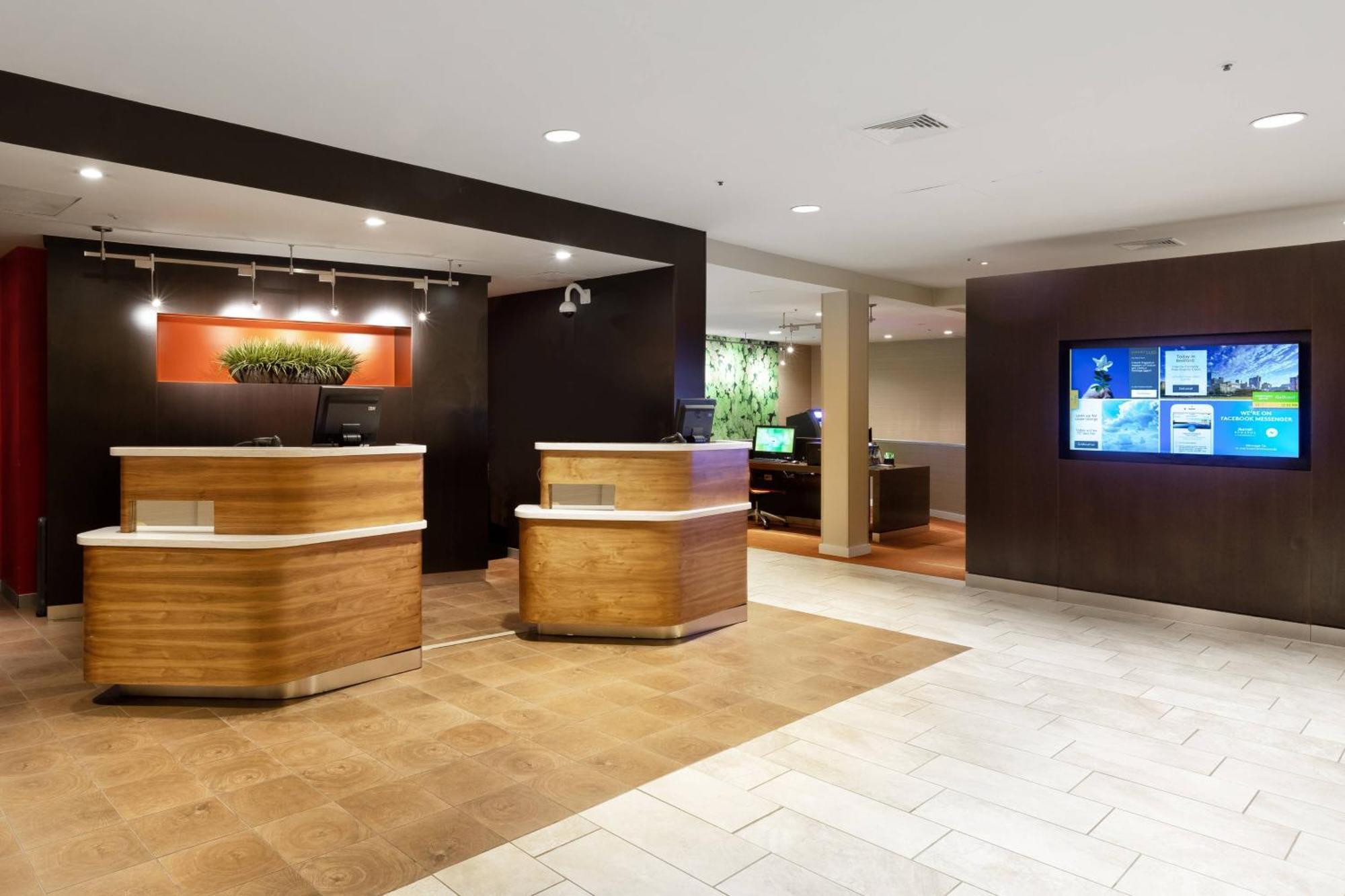 Courtyard By Marriott Dallas-Fort Worth/Bedford Eksteriør billede