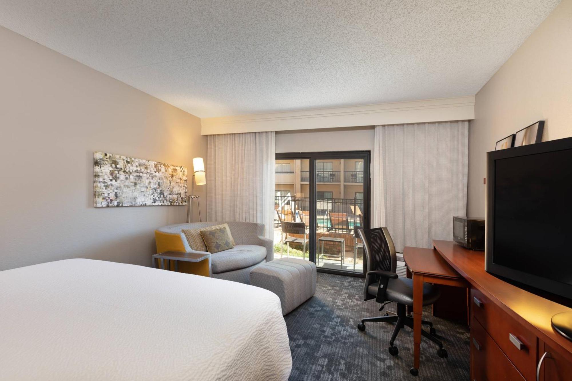 Courtyard By Marriott Dallas-Fort Worth/Bedford Eksteriør billede